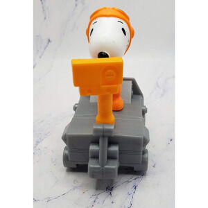 McDonald's Happy Meal Toy #6 Snoopy NASA Space Buggy 2019